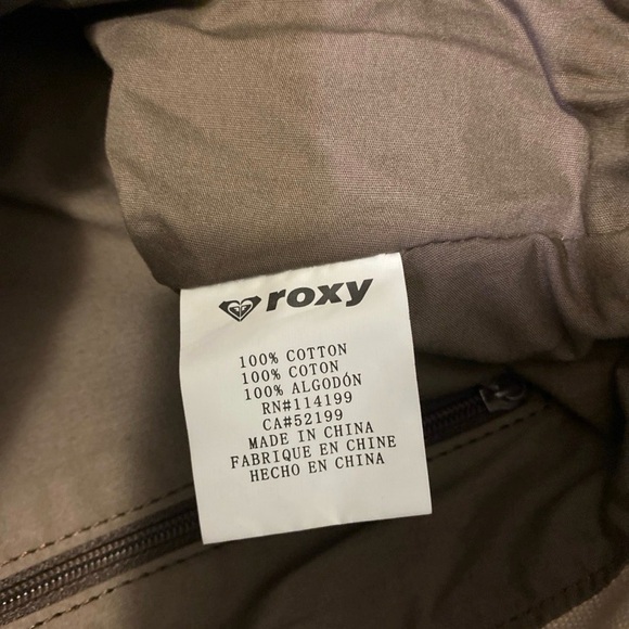 Roxy Shoulder Bag - Picture 6 of 8